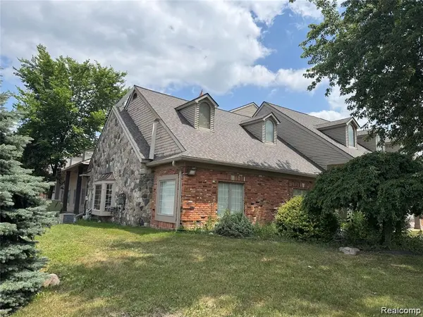 34514 Dequindre RD, Sterling Heights, MI 48310