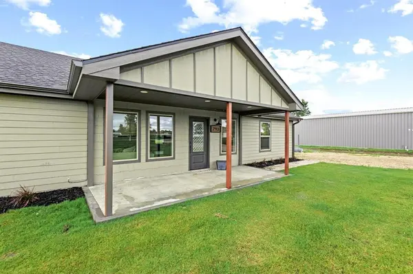 293 Private Road 36008, Honey Grove, TX 75446