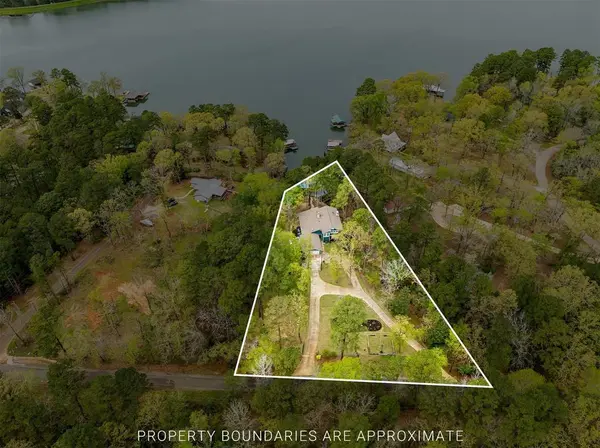 1905 County Road 3108, Jacksonville, TX 75766