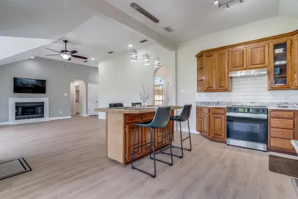 7108 Westover Drive, Granbury, TX 76049