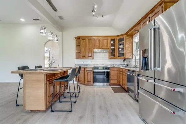 7108 Westover Drive, Granbury, TX 76049