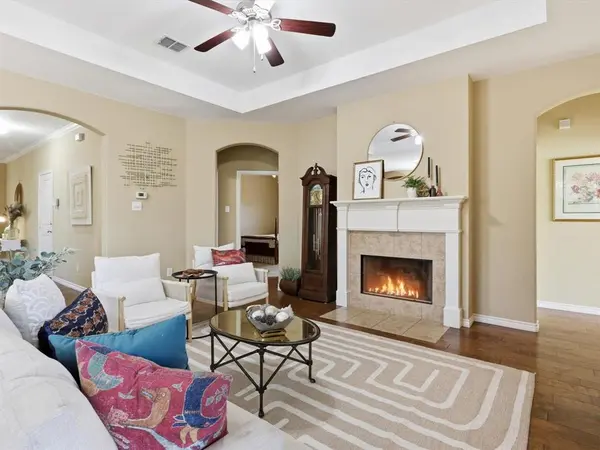 4817 Collinwood Avenue, Fort Worth, TX 76107