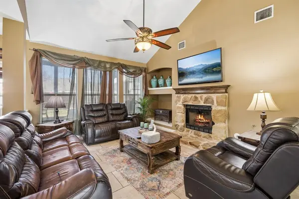 3103 Mason Avenue, Corinth, TX 76210