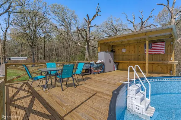 396 Collinswood Drive, Stonewall, LA 71078