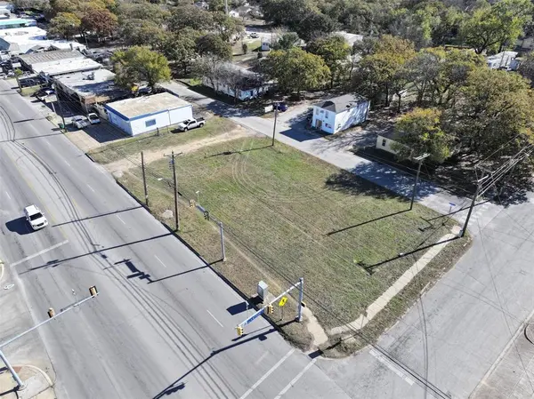 4400 NE 28th Street, Haltom City, TX 76117