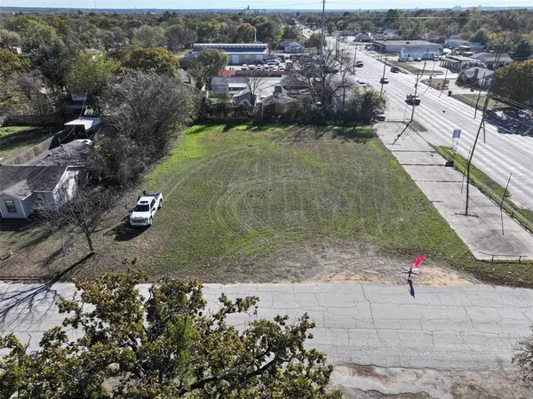 3900 Mercury Street, Haltom City, TX 76111