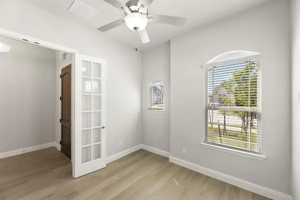 3800 Lochwood Drive, Rowlett, TX 75088