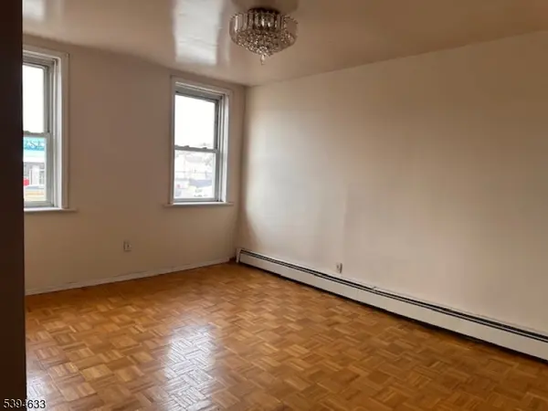 270 Midland Ave, Garfield City, NJ 07026