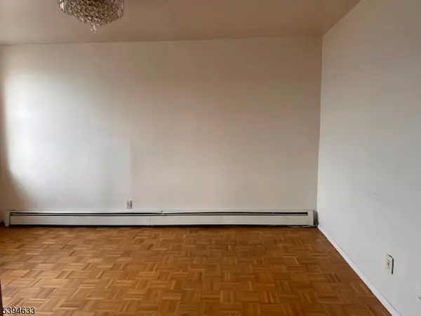 270 Midland Ave, Garfield City, NJ 07026