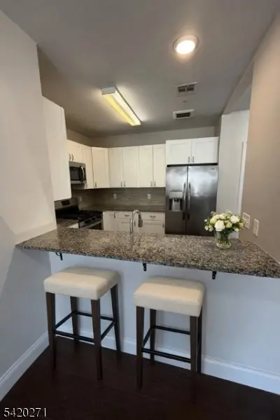 90 Clinton Ave #408, Newark City, NJ 07114