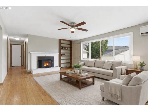 2708 13TH AVE, Forest Grove, OR 97116