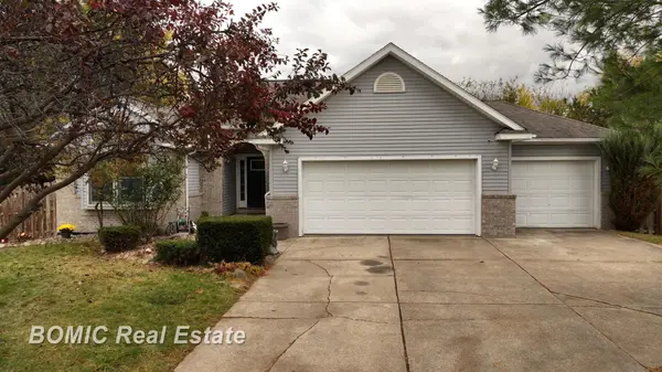 7871 Oak CT, Birch Run, MI 48415