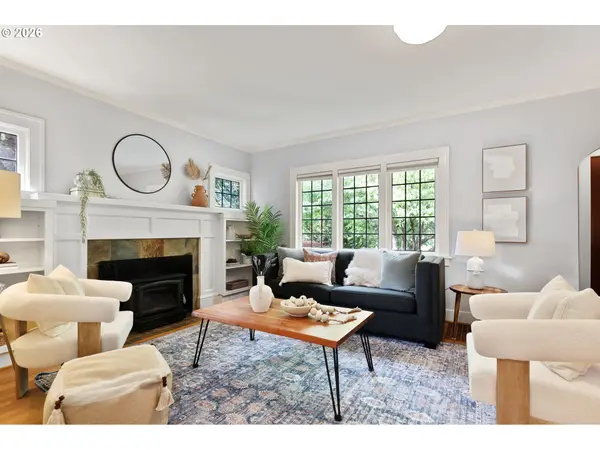 436 SE 44TH AVE, Portland, OR 97215