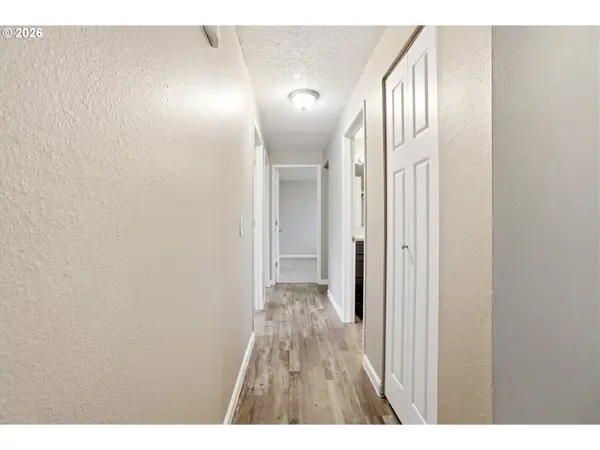 1710 DEARBORN AVE, Keizer, OR 97303