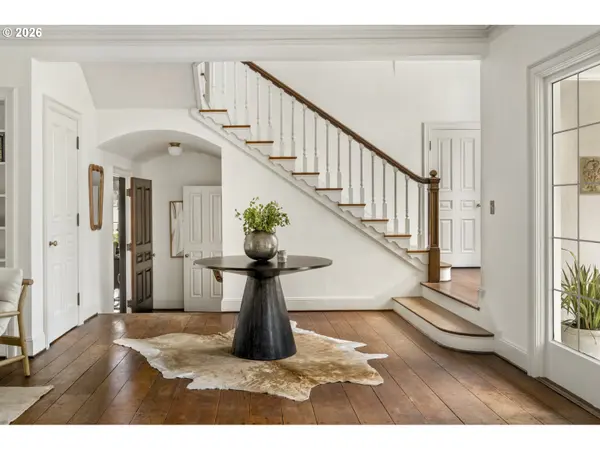 15115 SE WOODLAND WAY, Milwaukie, OR 97267