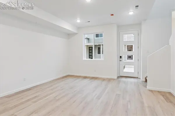 2432 Serviceberry GRV, Colorado Springs, CO 80915