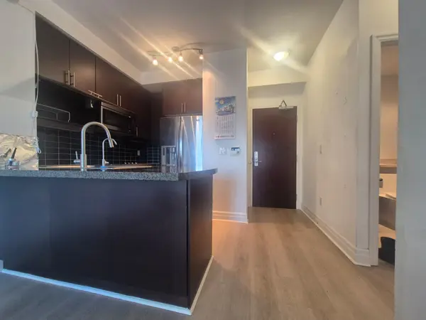 35 Balmuto ST #1703, Toronto C01, ON M4Y 0A3