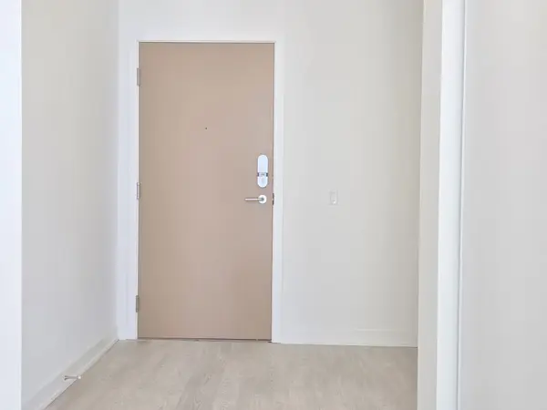 1 Quarrington LN #2705, Toronto C13, ON M3C 0S4