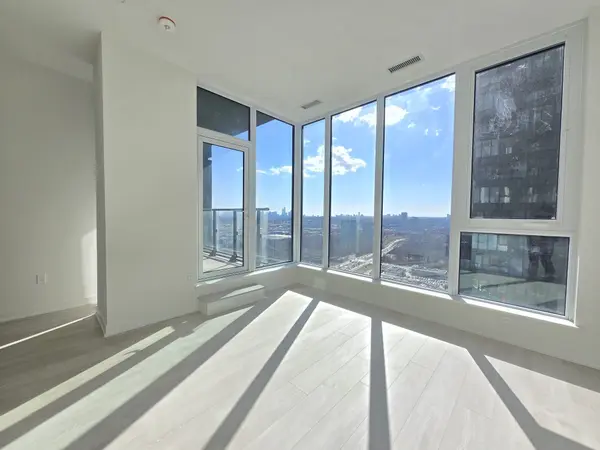 1 Quarrington LN #2705, Toronto C13, ON M3C 0S4