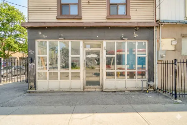 345 Dundas ST E #Main, Toronto C08, ON M5A 2A2