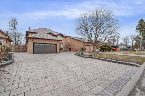 642 Sheppard AVE, Pickering, ON L1V 1G3
