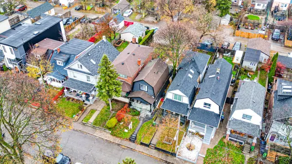 47 Eldon AVE, Toronto E03, ON M4C 5G2