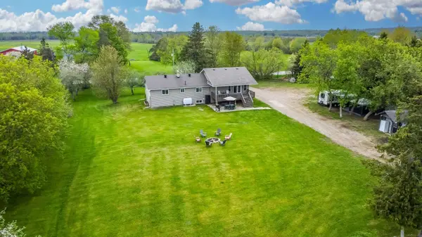 8747 10th Line, Essa, ON L4M 4S4