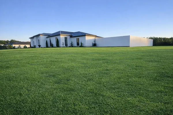 4238 Burnside Line, Severn, ON L3V 0W1