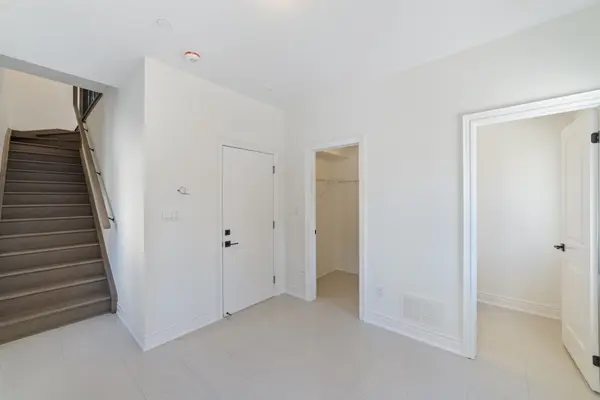 260 Melody Common #36, Oakville, ON L6H 8A5