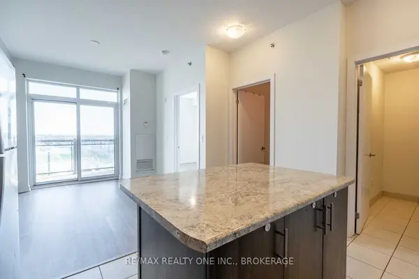 2486 Old Bronte RD #615, Oakville, ON L6M 4J2