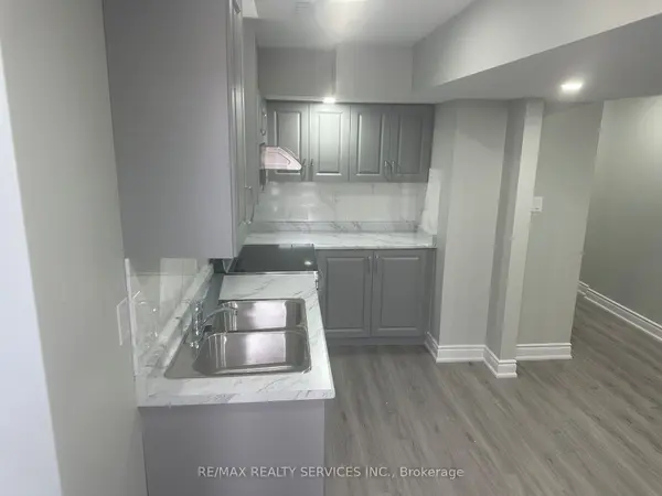 32 Silo CT, Brampton, ON L6X 4S4