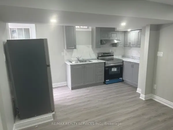 32 Silo CT, Brampton, ON L6X 4S4