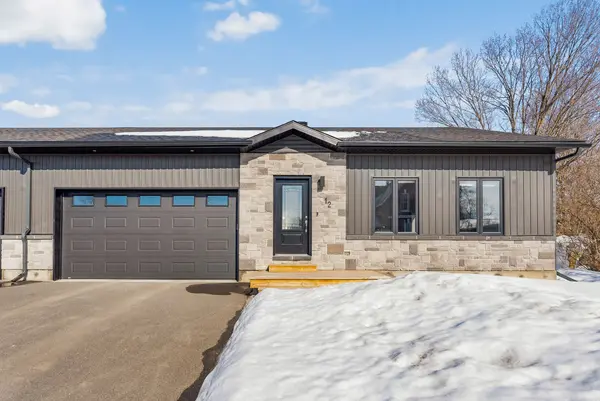 12 Simpson ST, Whitewater Region, ON K0J 1K0