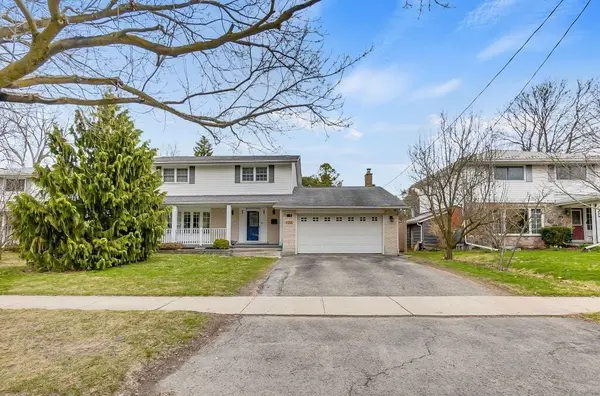 100 Warren RD, Kitchener, ON N2M 4T4