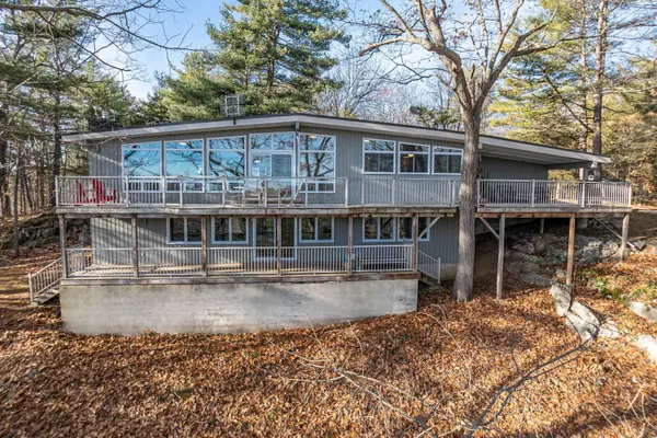 3 Larue Mills RD, Leeds And The Thousand Islands, ON K0E 1R0