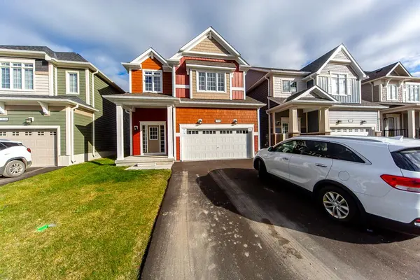 260 Beechwood Forest LN, Gravenhurst, ON P1P 1A7