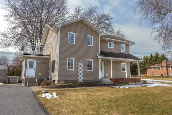 10 Coyle DR, South Dundas, ON K0C 1X0