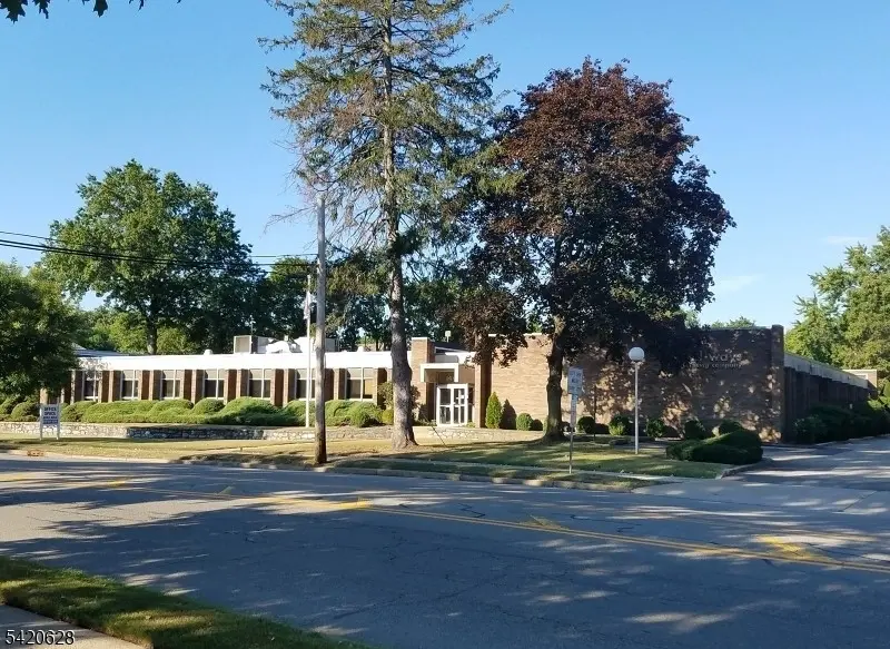 1442 Broad St, Bloomfield Twp., NJ 07003