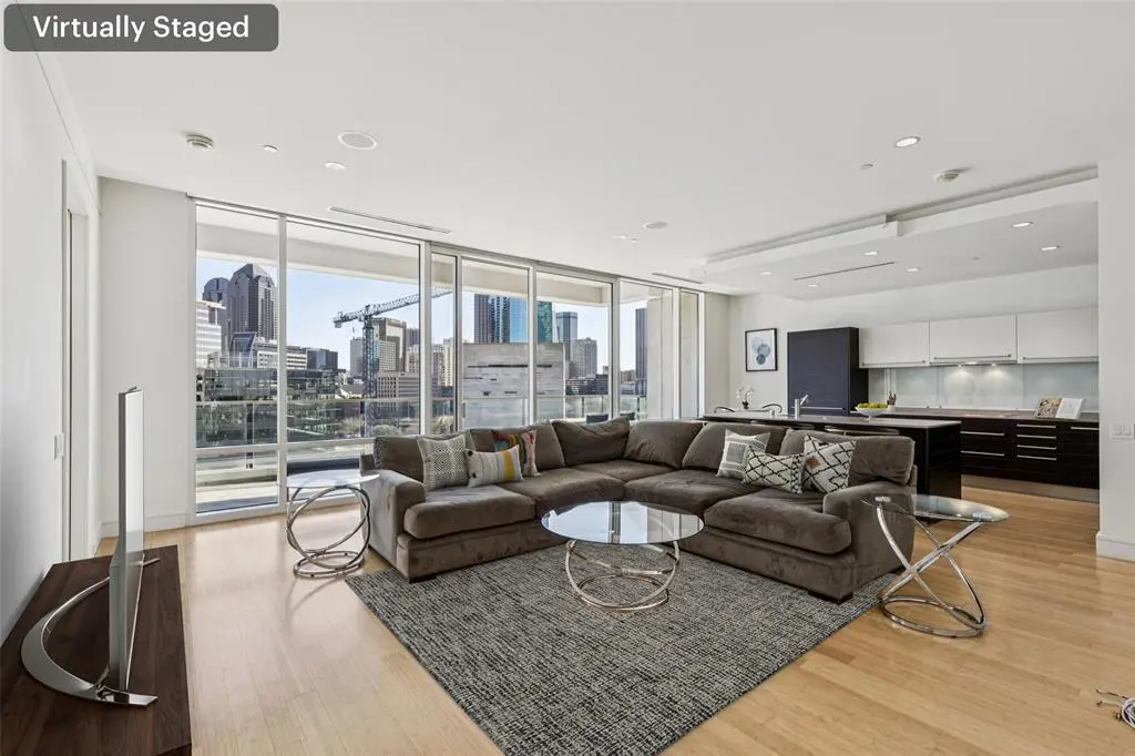 2408 Victory Park Lane #838, Dallas, TX 75219