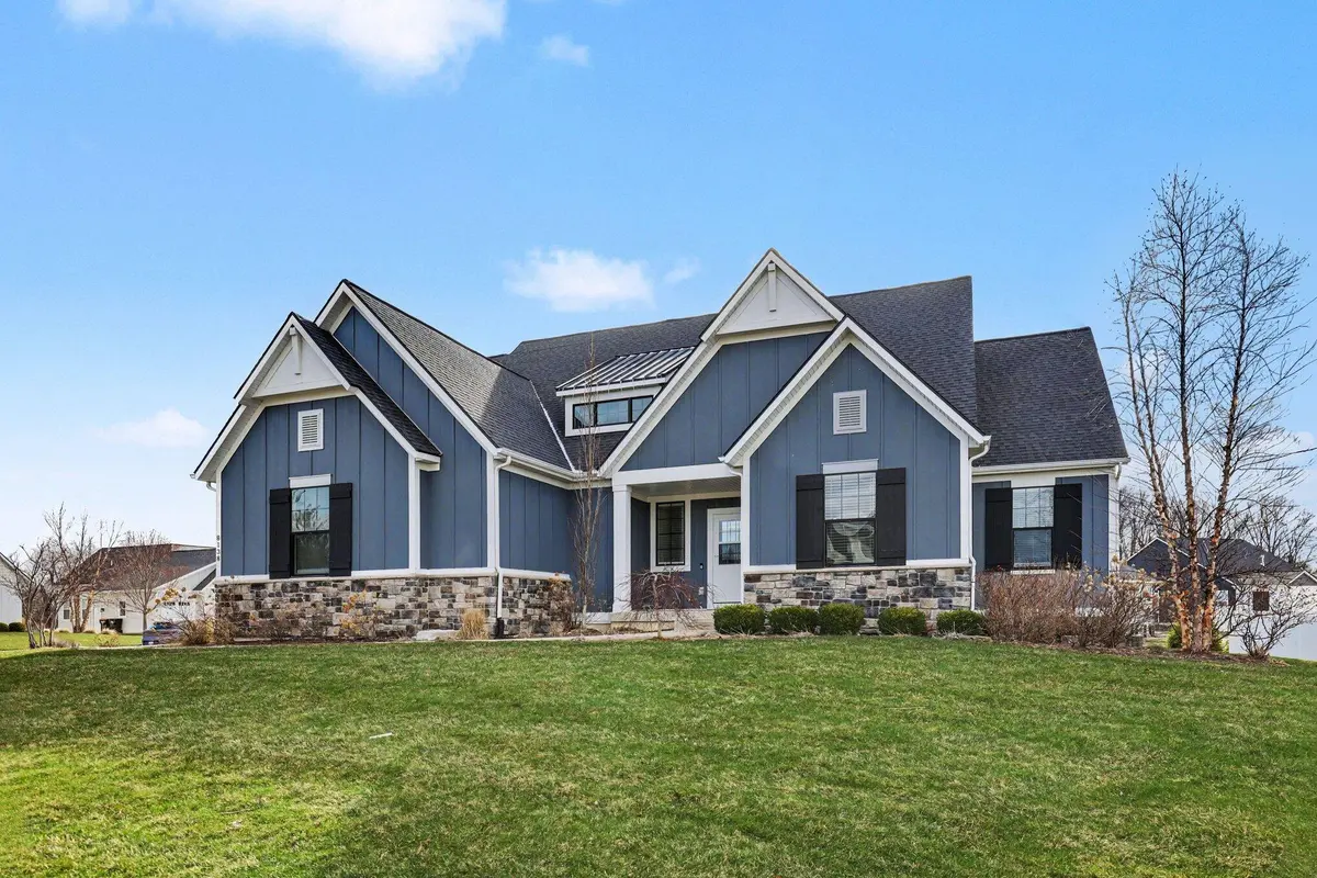 8138 Boardwalk DR SW, Byrontownship_kent, MI 49315