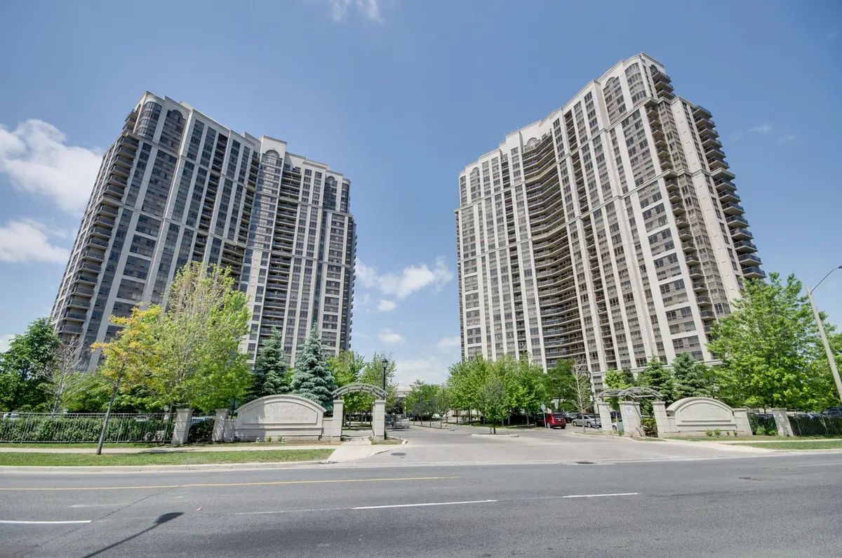 700 Humberwood BLVD #2021, Toronto W10, ON M9W 7J4