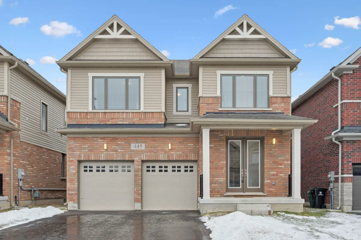 445 Robert Woolner ST, North Dumfries, ON N0B 1E0