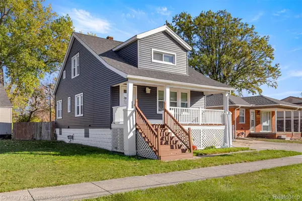 26640 Schoenherr RD, Warren, MI 48089