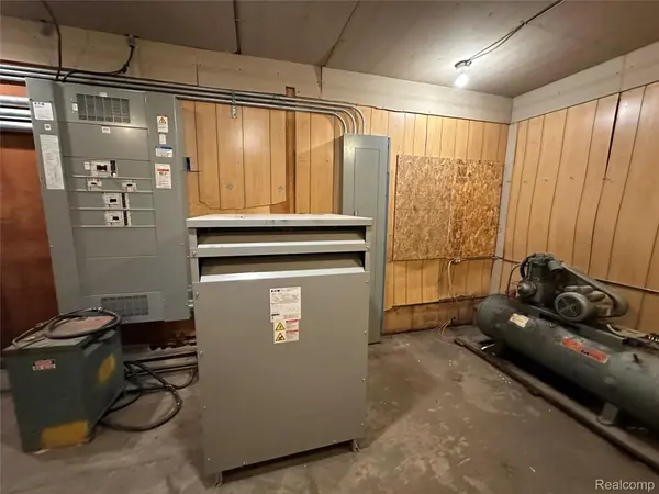 731 S Cedar ST, Kalkaska Township, MI 49646