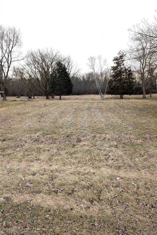 2840 Tatham RD, Bridgeport Charter Township, MI 48601