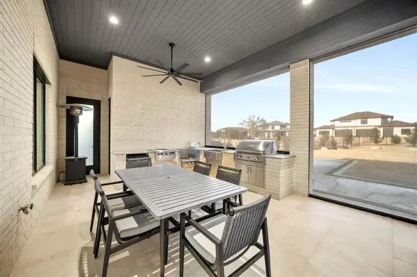 712 Crescent Heights, Southlake, TX 76092