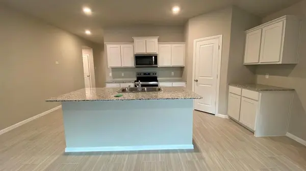 521 MARSH Street, Cleburne, TX 76033