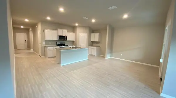 521 MARSH Street, Cleburne, TX 76033