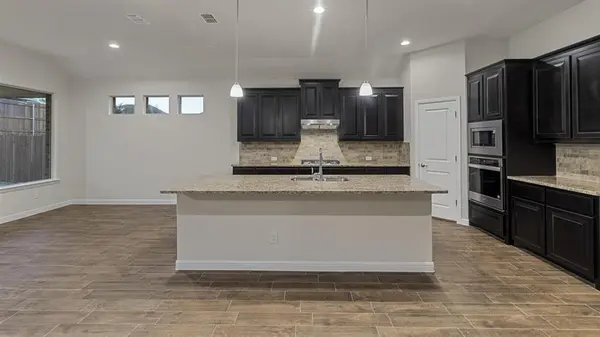 10388 SARASOTA Street, Grand Prairie, TX 76065