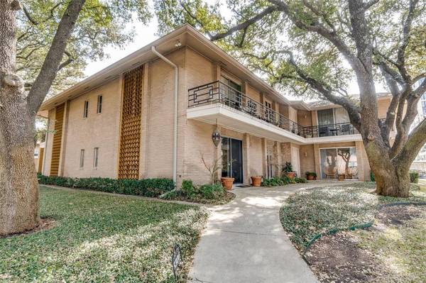 6306 Bandera #A, Dallas, TX 75225